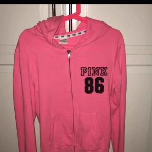  - Victoria secret PINK hoodie 