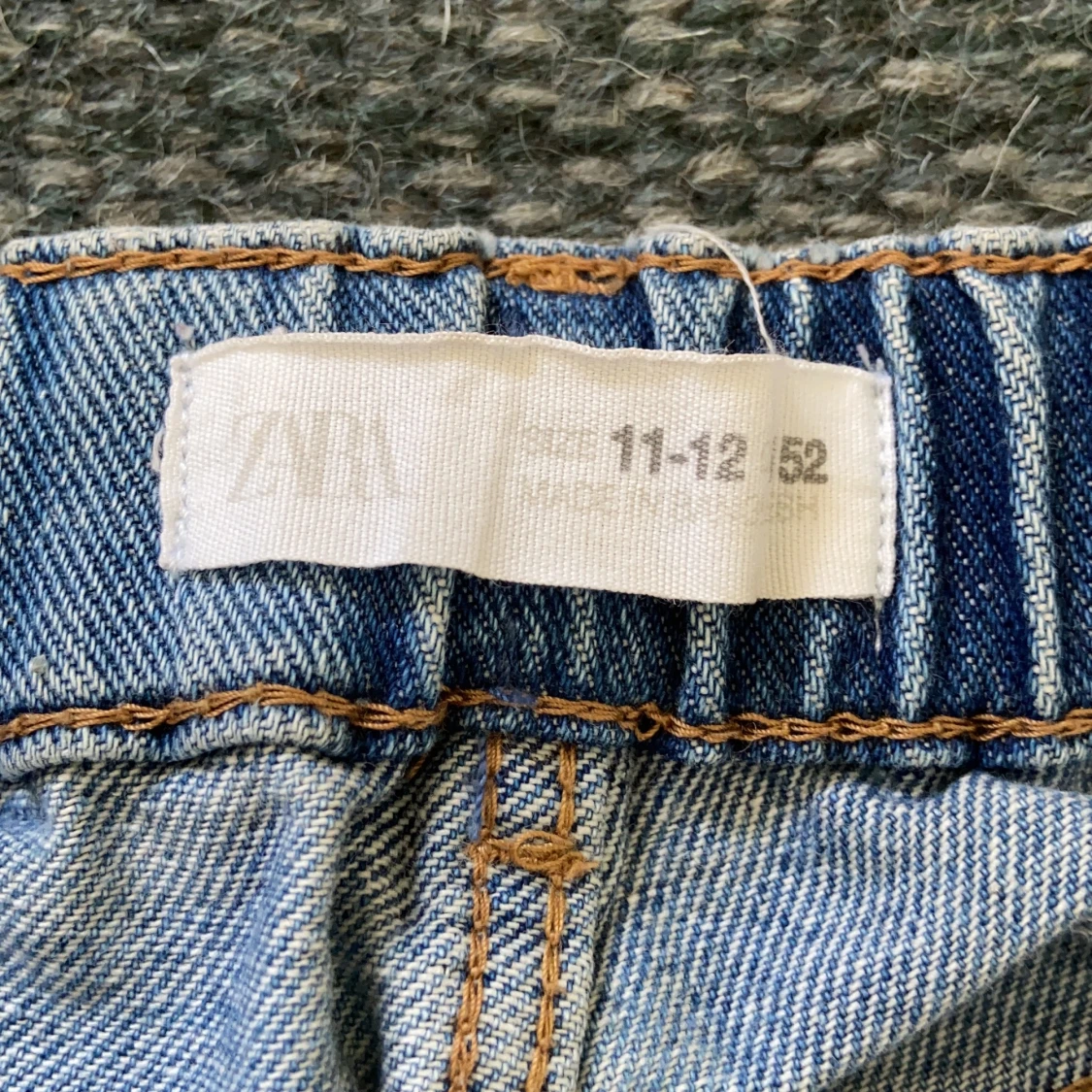 Högmidjade jeans - 91
