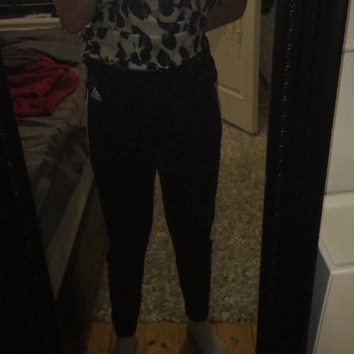 Adidas byxor stl L - 90