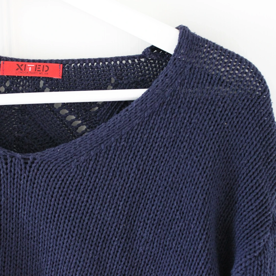 Marinblå tröja - 90