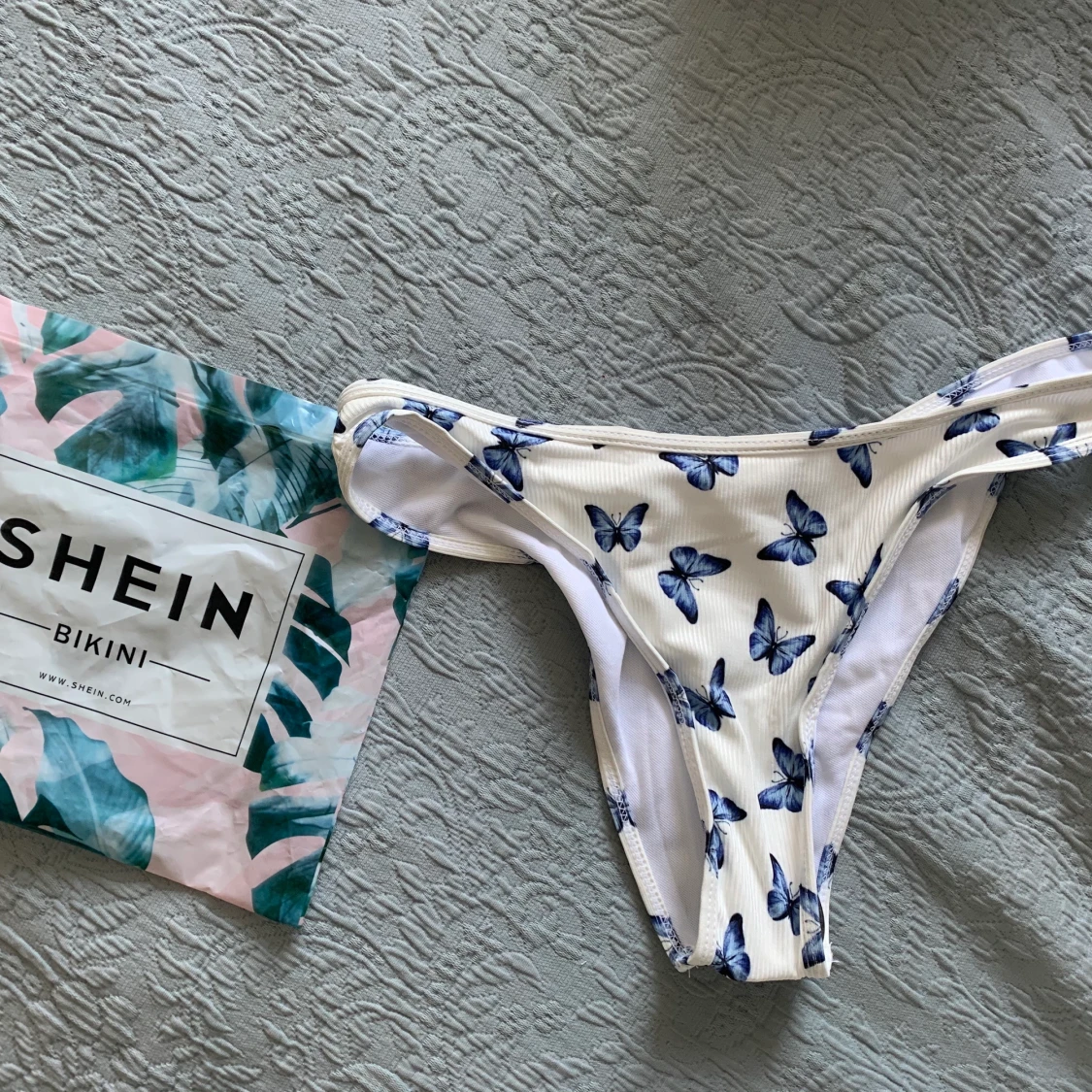 Aldrig använd bikiniunderdel