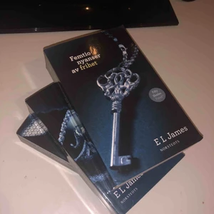  - Alla 3 för 100kr annars 50kr/styck  Köparen står för frakt 