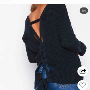  - Helt ny, oanvänd, stickad tröja från Nelly. Hör av er vid intresse