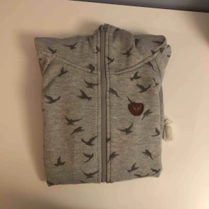  - Hoddie/luvtröja i xs/s 