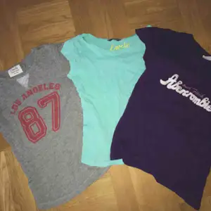 T-shirts 3 st t-shirtar i storlek xs Styckpris : 35 Alla: 80 kr