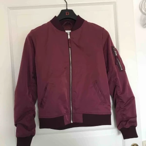  - Bomberjacka från STAY, carlings 