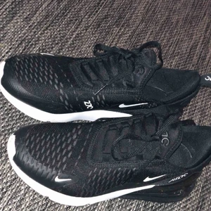  - Testade inomhus, säljes pga stora