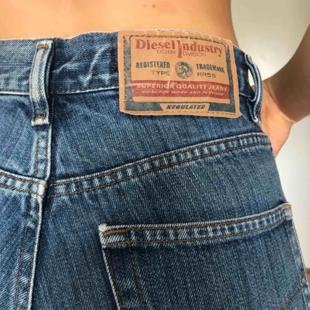 Dissel jeans köpta på second hand affär för 300kr. Jeans & Byxor.