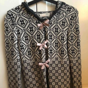  - En fin kofta djur och rökfritt 