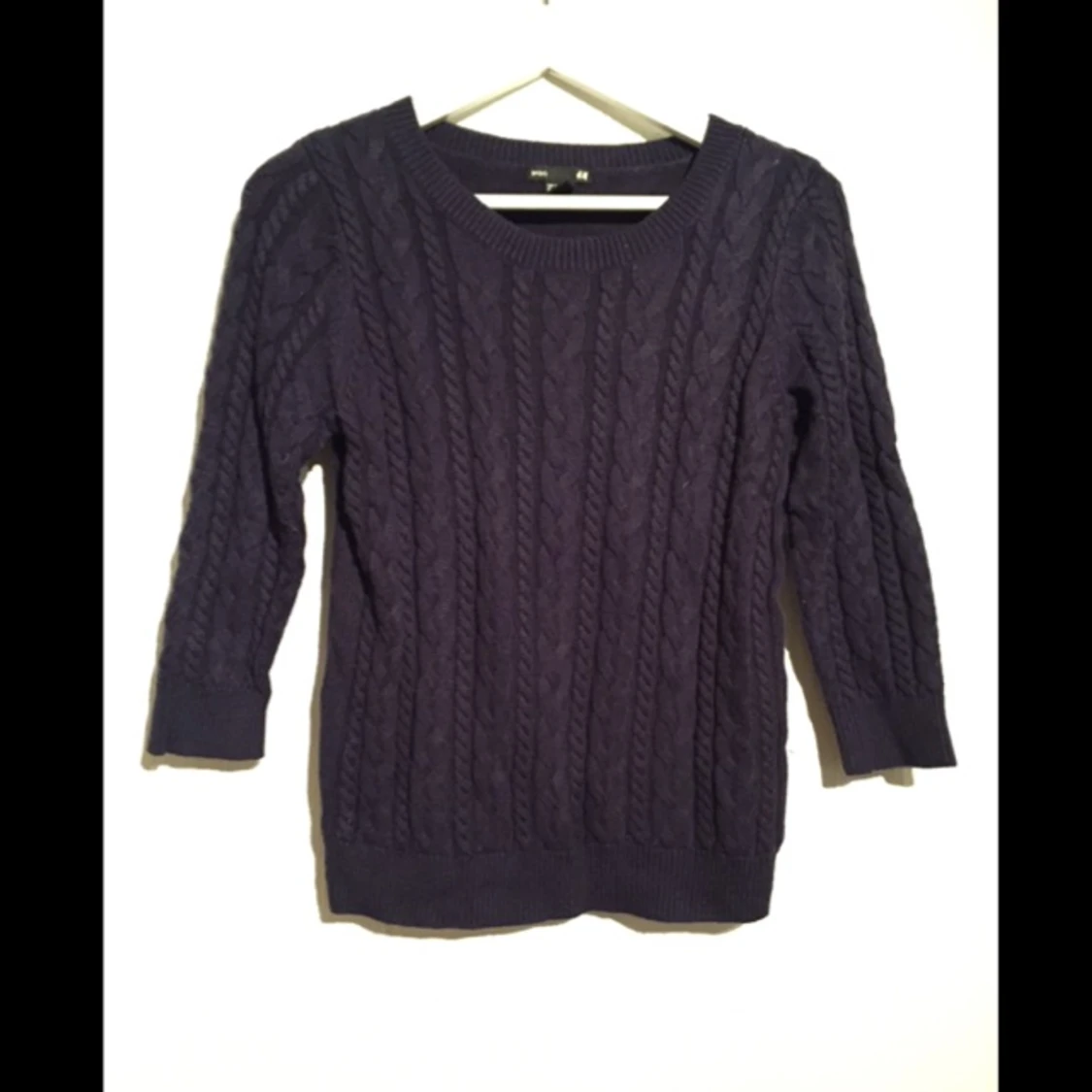 Kabelstickad tröja från H&M marinblå