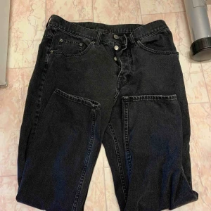  - Cheap monday jeans