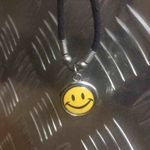  - Smiley halsband 