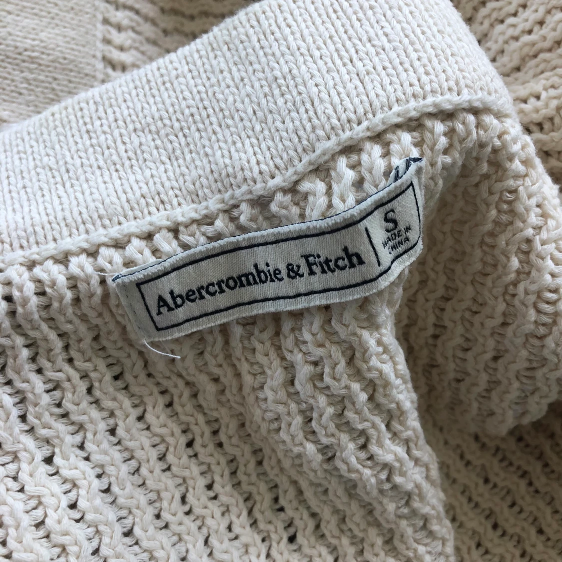 Abercrombie & Fitch  - 91