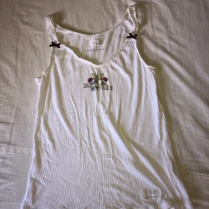 Odd Molly linne - Linne från Odd Molly. Storlek 2 vilket motsvarar M. 