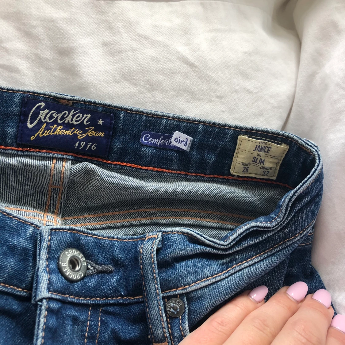 Bootcut jeans med hål - 91