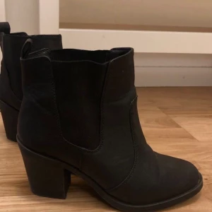 Klack stövlar  - Storlek 37 