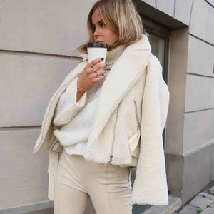  - JACKA Hannalicious for NA-KD. Frakt tillkommer ❤️⭐️