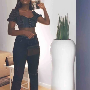  - Svarta byxor with a pinch of detail! (60 kr frakt) 📦 