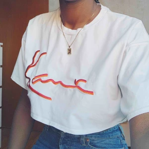  - Super snygg karlkani crop top! 🤩 (60kr frakt ) 📦