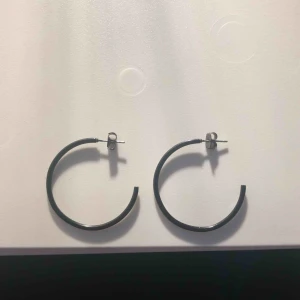  - Örhängen⭐️ Gratis frakt✨