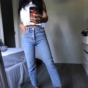  - Jeans från Zara storlek Xs/s