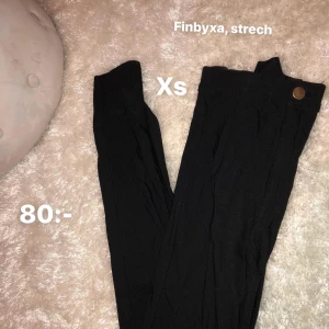  - Finbyxa ifrån hm. Som ny. Strech. Passar xs/s