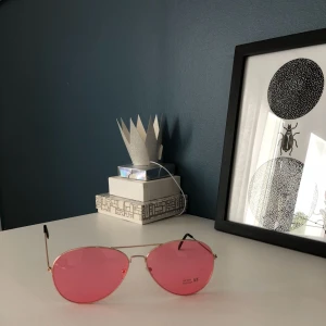  - Röda pilot solglasögonen men uv skydd! 