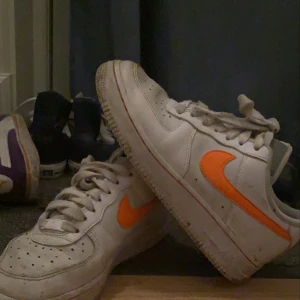 Nike orange reflex - Mycket använda men super bra kvalite fortfarande 