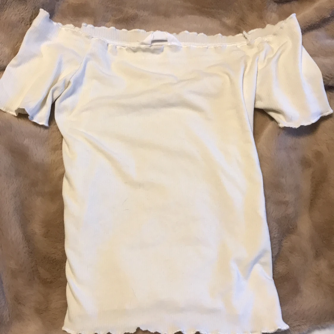 Cremevit offshoulder i L