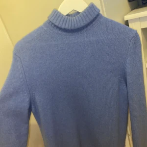 Zara - Ej använt alls mycket, cirka 2-3 gånger vara köptes precis, skicket är som ny, pris kan diskuteras.