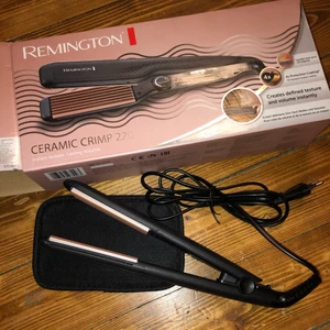 Våffeltång från remington - Allt finns kvar och förpackningen då det blev ett felköp. Endast provad. Köpt för ca 350 men jag säljer för 250 inklusive frakt