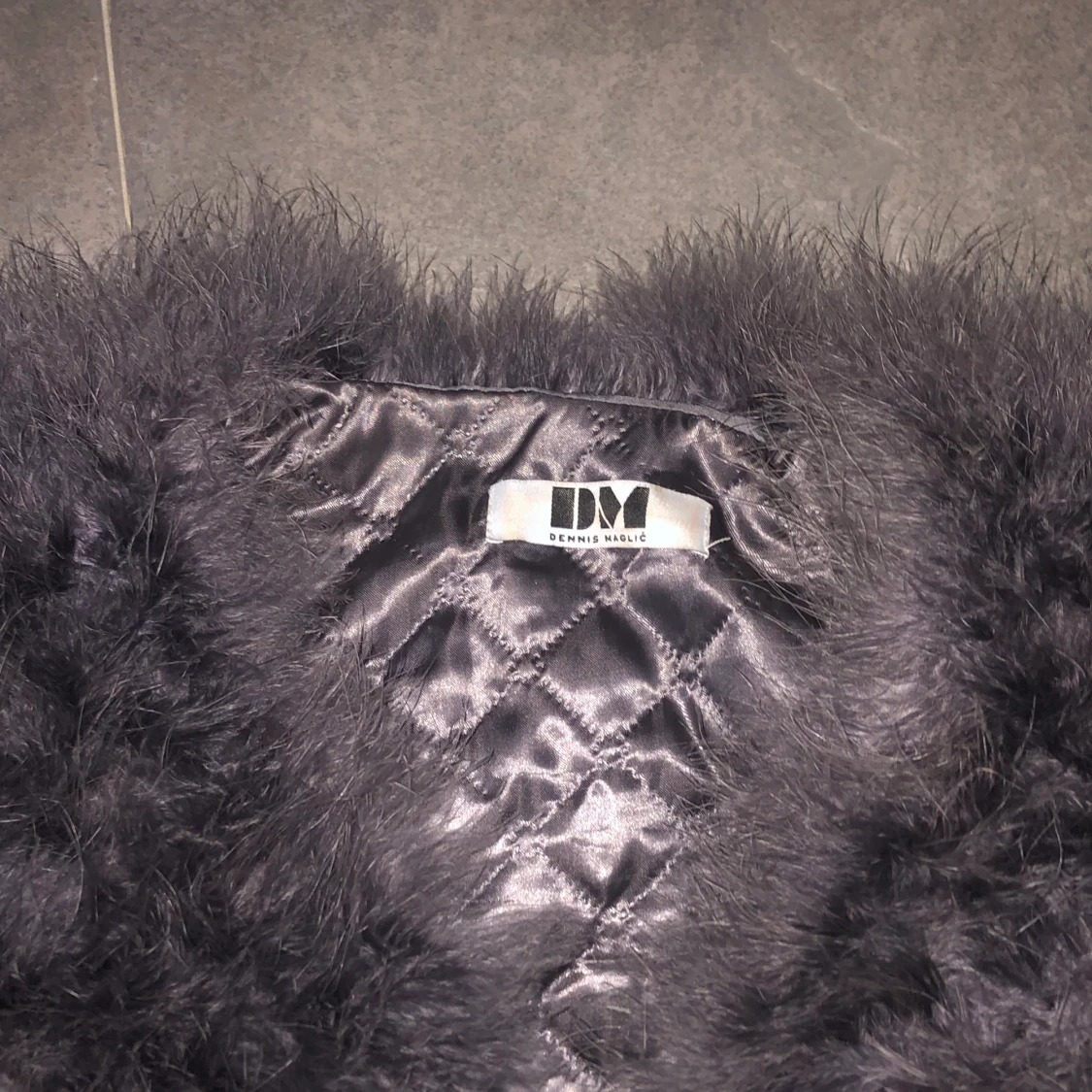 Dennis Maglic, pälsjacka storlek s/m  - 91