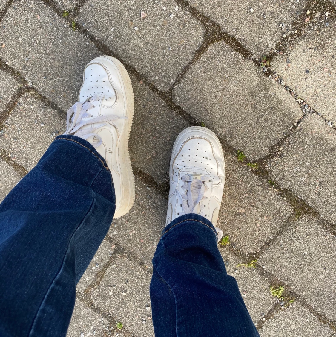 Mörkblå Jeans  - 91