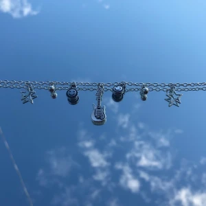 Halsband  - Säljer detta super fina halsband🥰