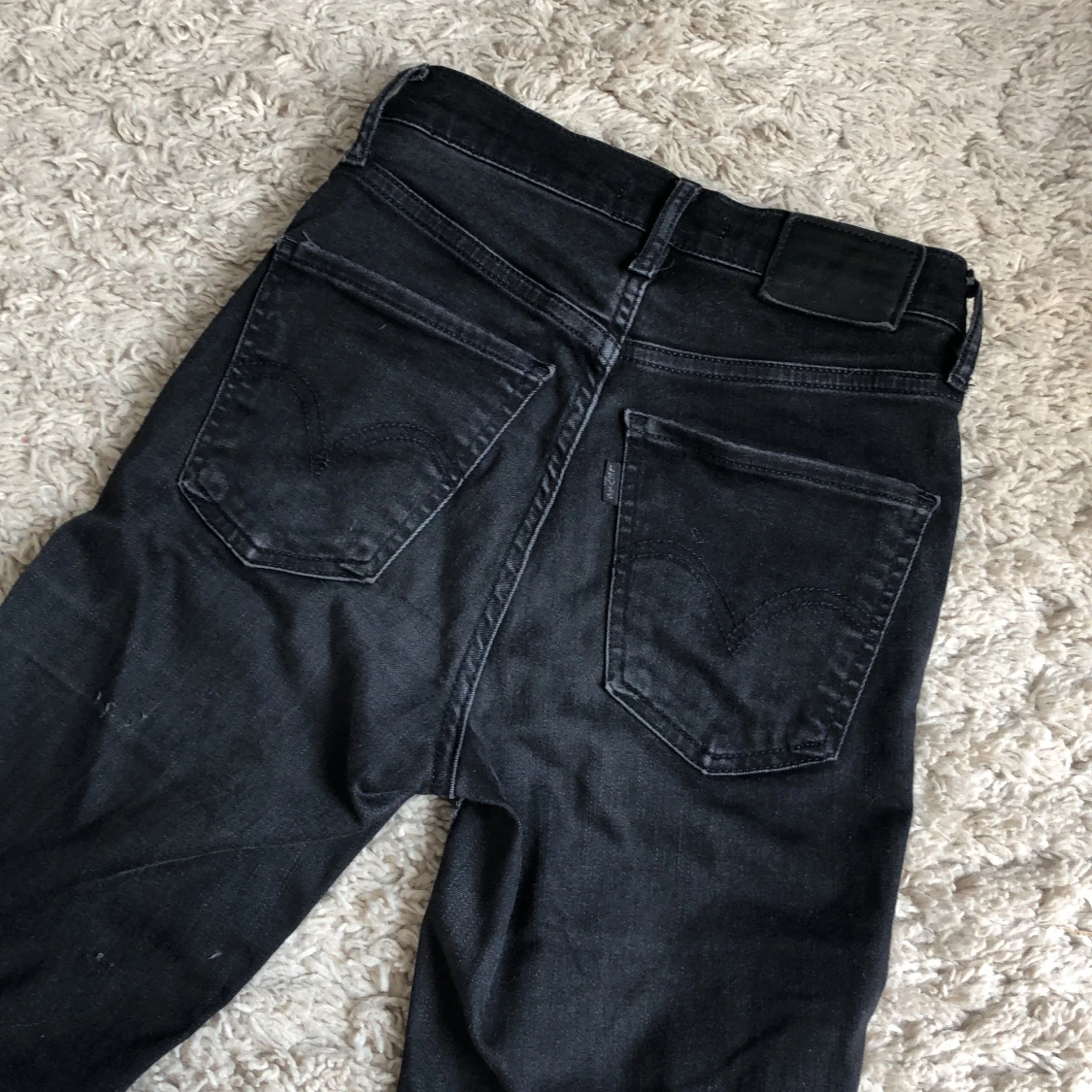 Mile high super skinny levis jeans storlek 24 - 91