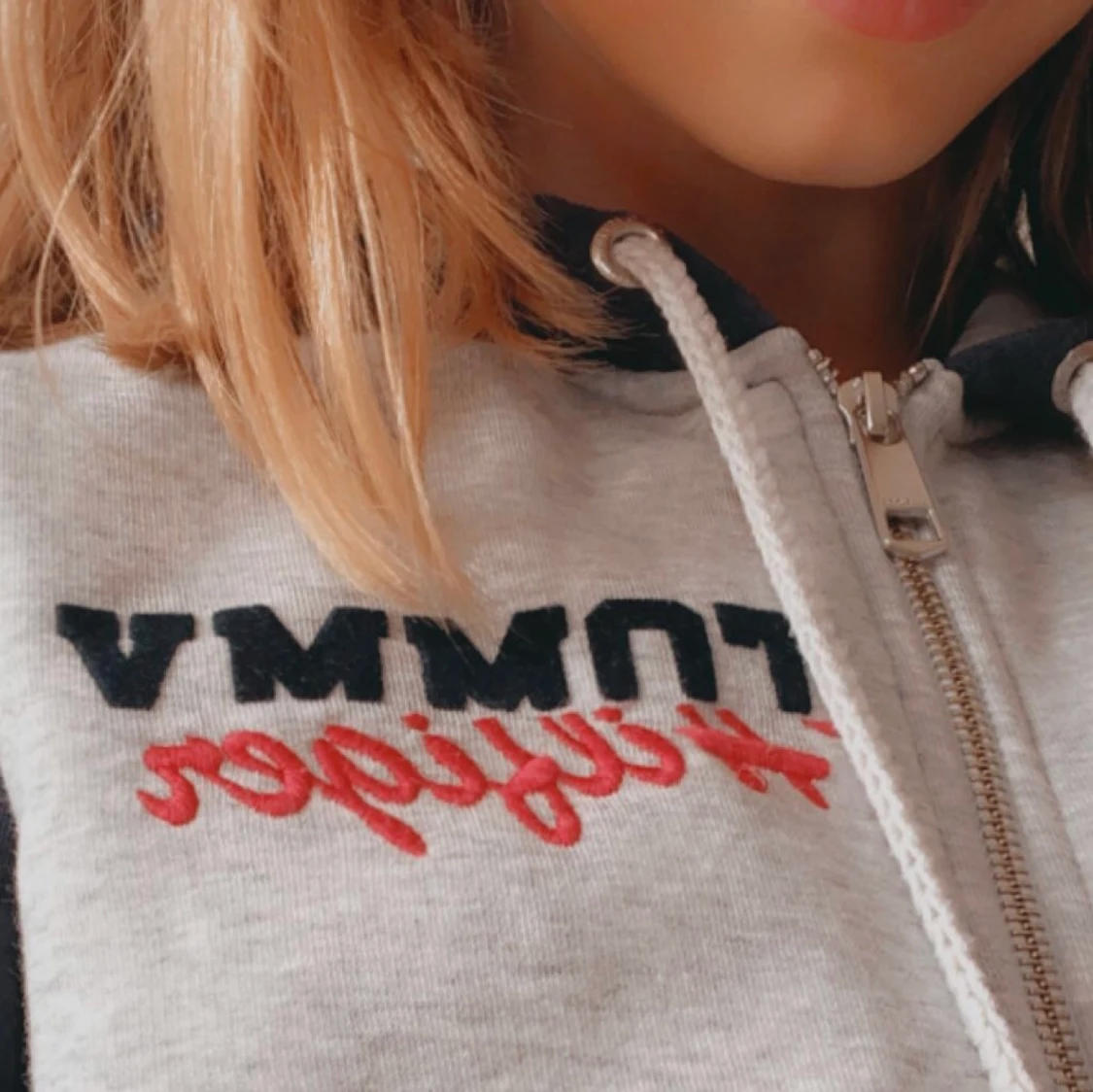 Tommy hilfiger hoddie  - 91