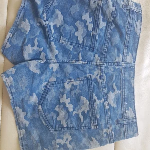 Pieces - Jättefint short