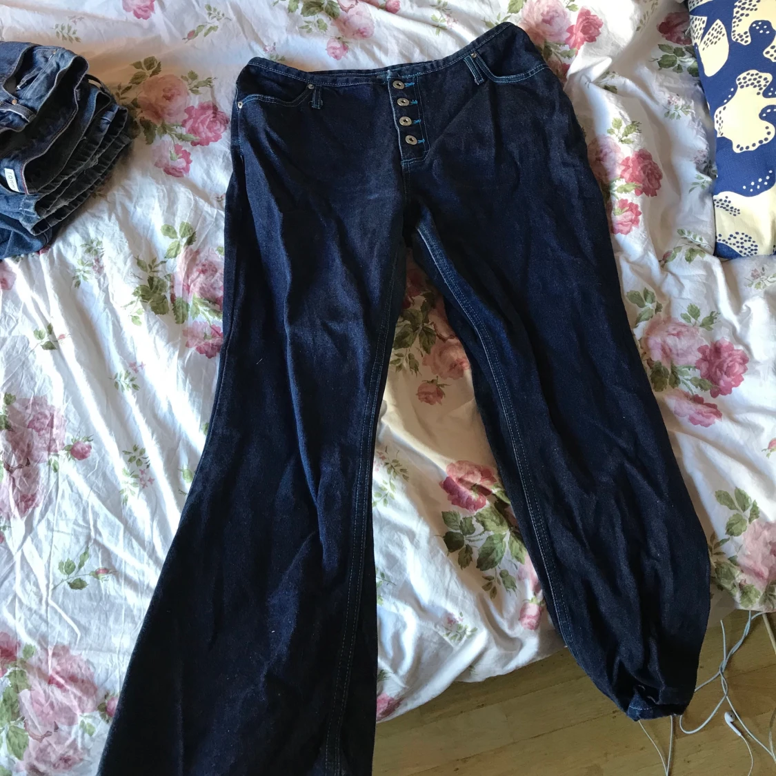 Jätte jätte snygga bootcut jeans