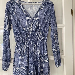 Byxdress  - En somrig och bekväm byxdress. Passar både storlekarna XS-S🥰  kom privat för fler bilder✨