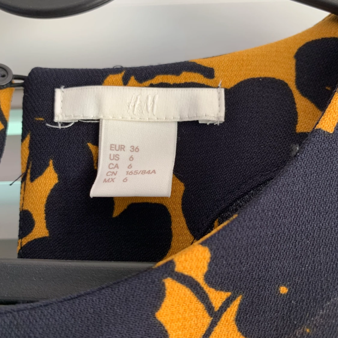 Ny! Snygg H&M klänning - 90
