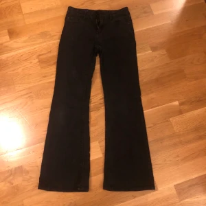 Lindex  - Jeans str 152