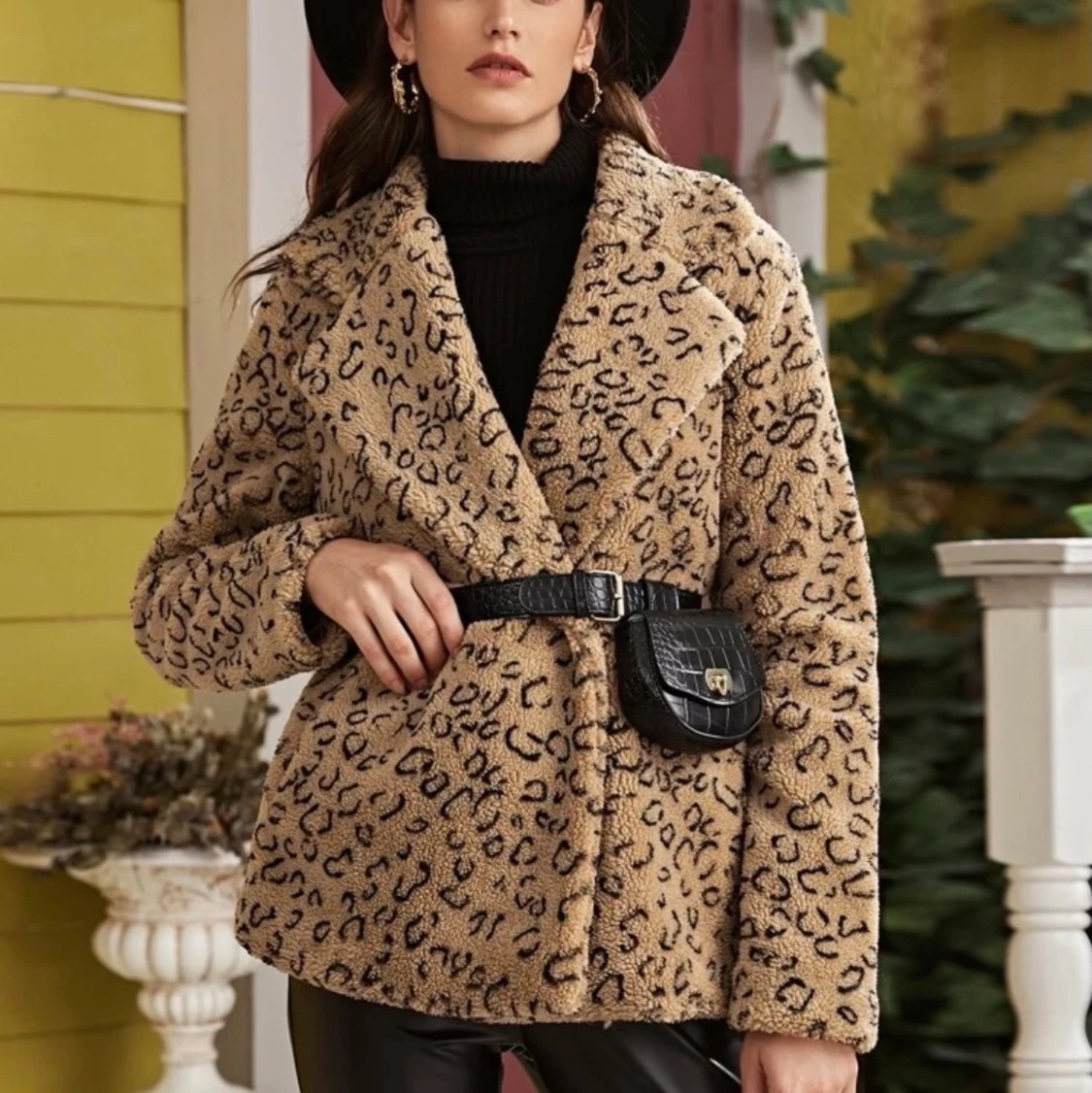 Snygg varm Kappa i storlek XS-S