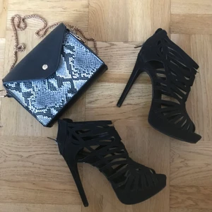 Klackar - Använt 1 gång under ny år! köpta för 399 kr 