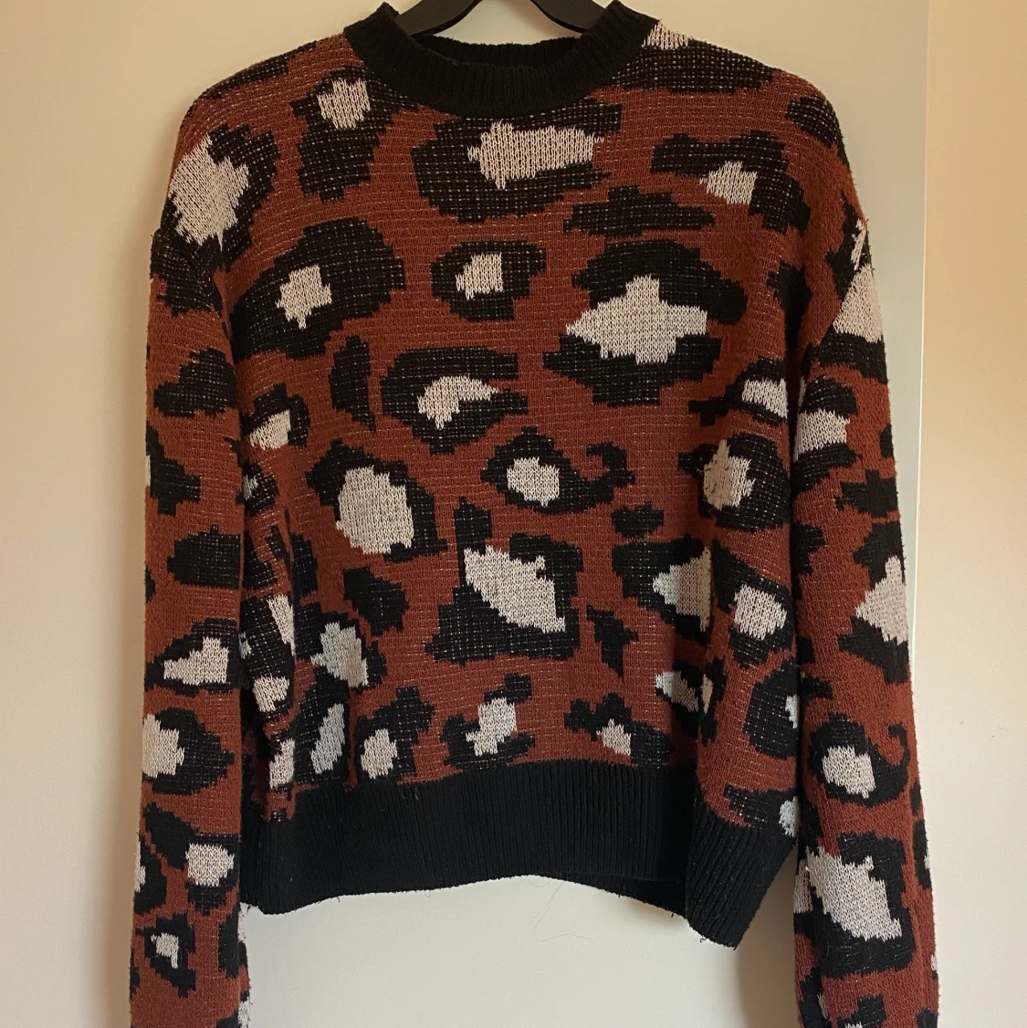 Stickad tröja