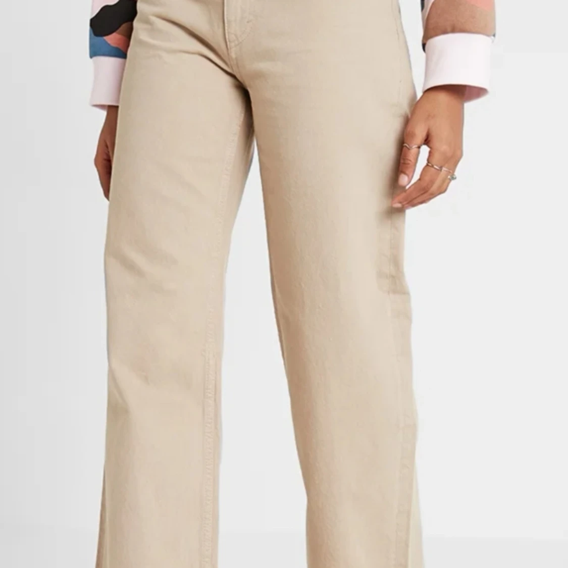 ✨Nya!! Beige jeans från monki✨