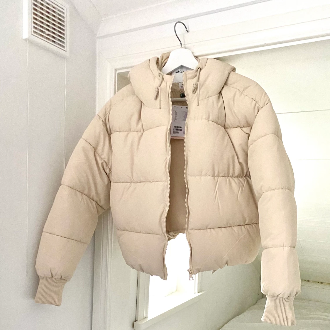 Monki Cropped puffer jacket  - 90