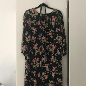  - Lexingtonklänning