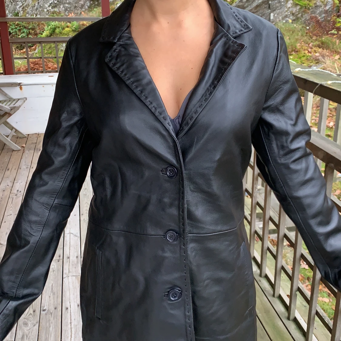 Zoë Kravitzs High Fidelity läderkappa - 90