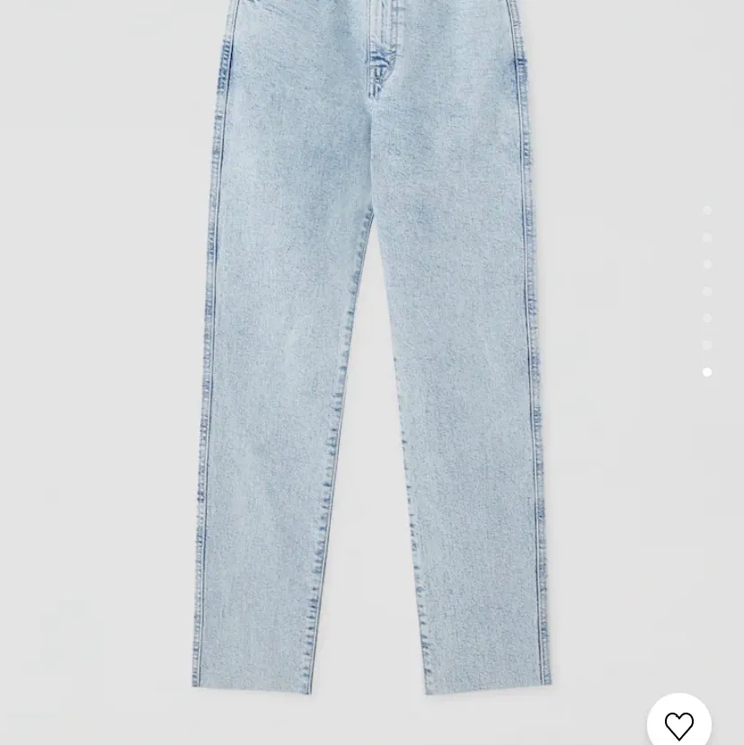 Helt nya aldrig använt bara testat men tappt bort kvittot, köpt för 270 kronor . Jeans & Byxor.