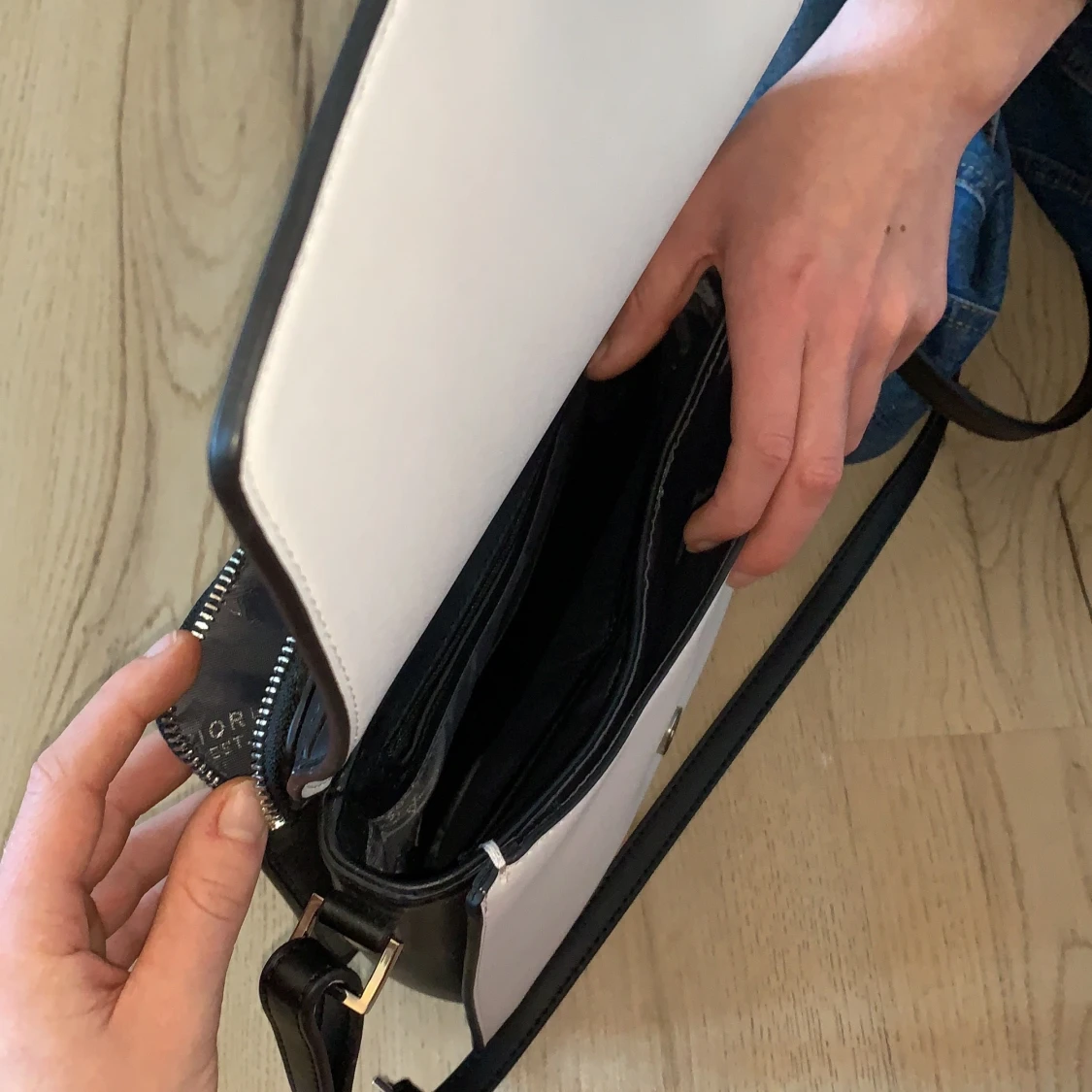 Äkta fiorelli väska - 91